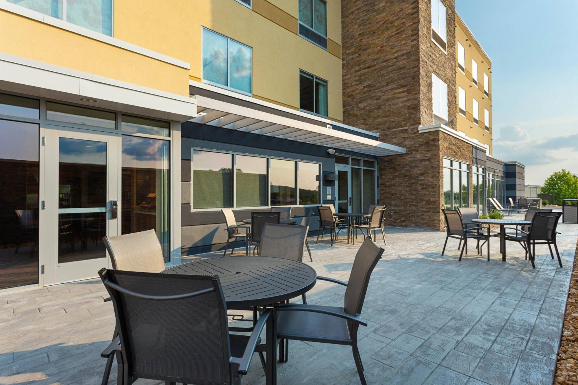 Fairfield Inn & Suites Rolla Exterior photo